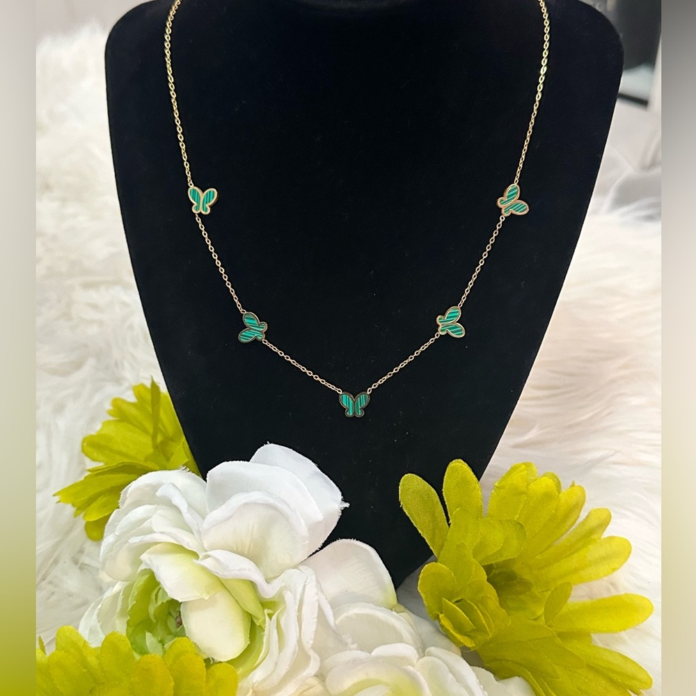Green Butterfly Charm Necklace NEW!